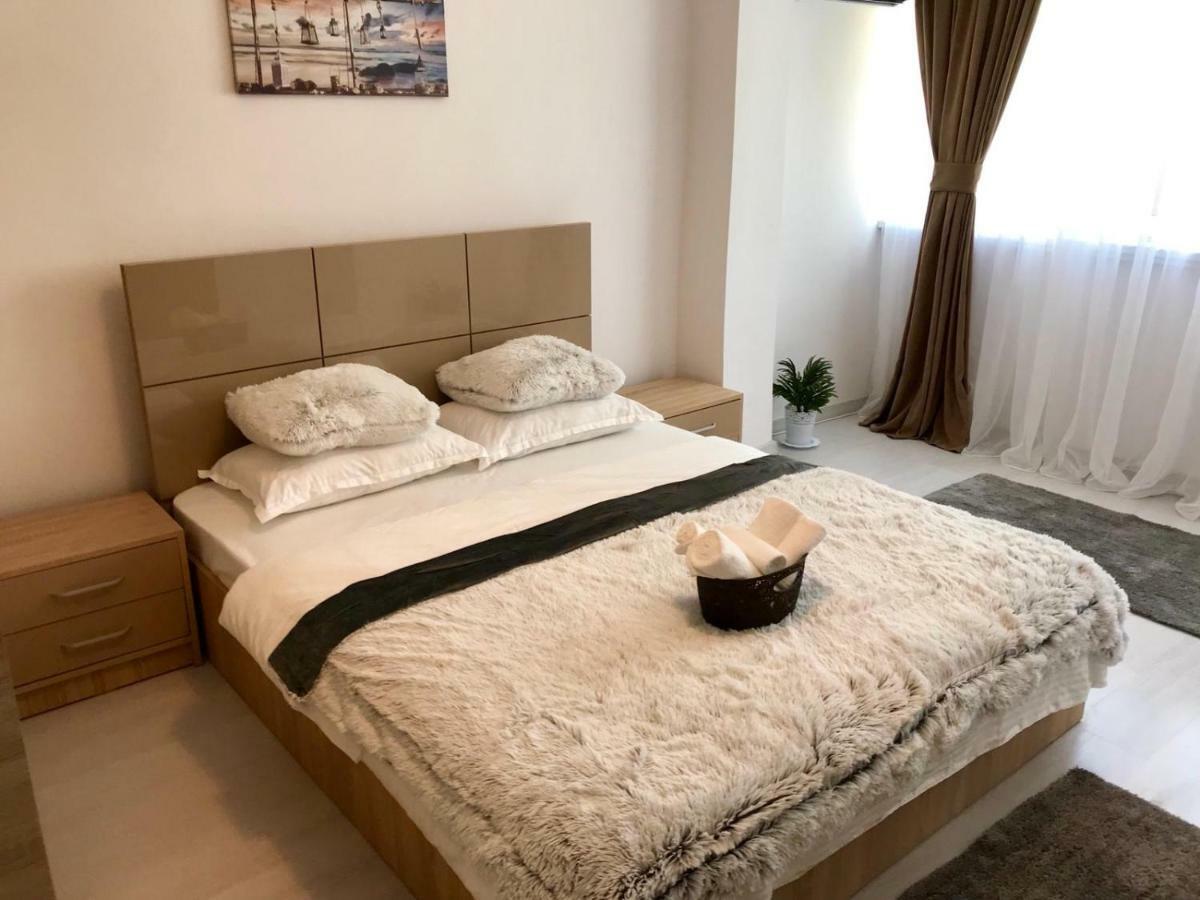 Anastasia Apartament Cu 2 Camere Оршова Екстер'єр фото