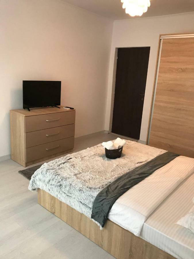 Anastasia Apartament Cu 2 Camere Оршова Екстер'єр фото